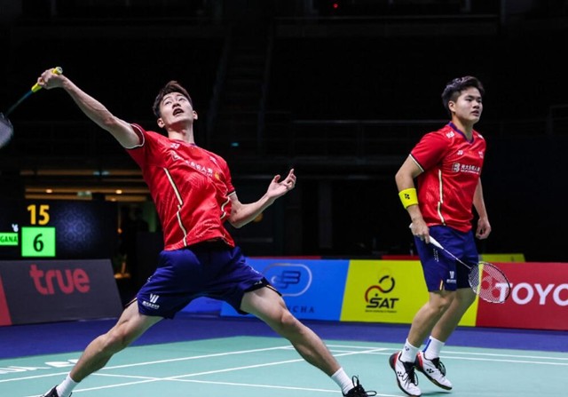 更折射出中 更折射出中