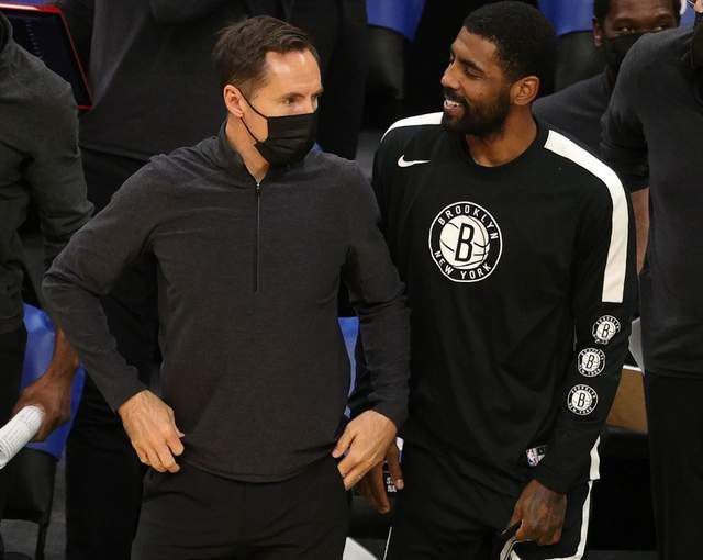 队友前插形 队友前插形